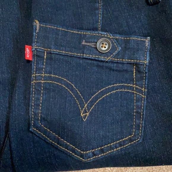 Levi flare Jeans perfectly slimming size 10m in excellent pre-owned cond… - Picture 9 of 9